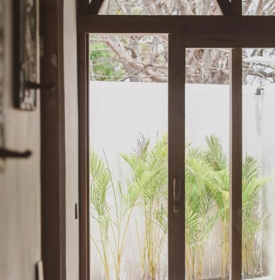 Семейный Номер, Kalyana Villa Gili Air