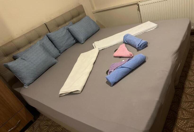 דירת חדר, Eros Otel