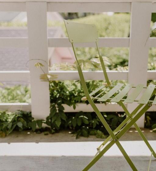 プールビュースタンダードルーム, Chez Anne Et Grégoire