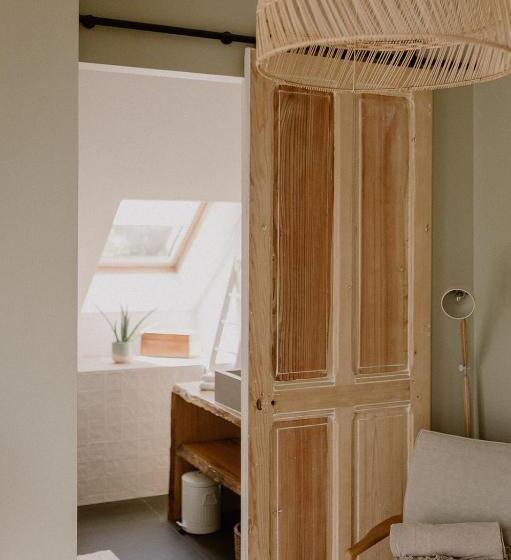 プールビュースタンダードルーム, Chez Anne Et Grégoire