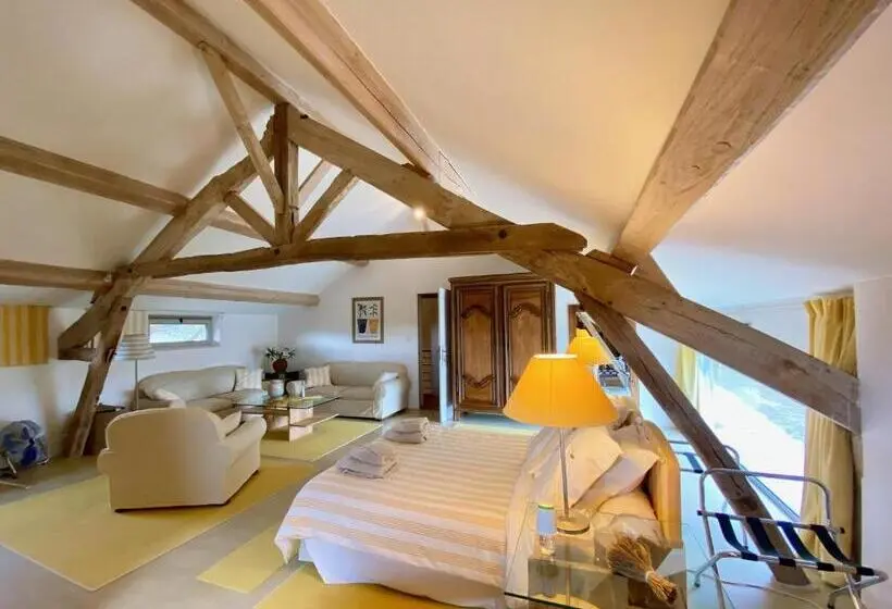 デラックスルーム, Domaine De Treilles