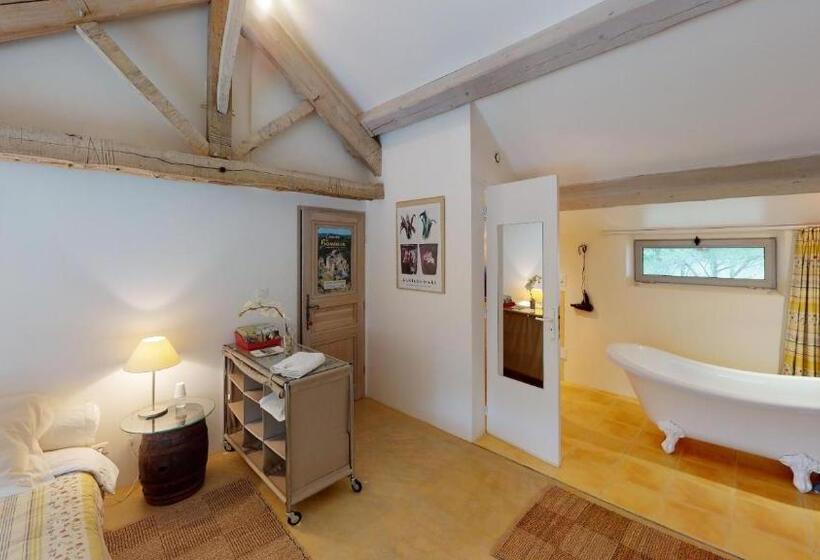 Номер Deluxe, Domaine De Treilles