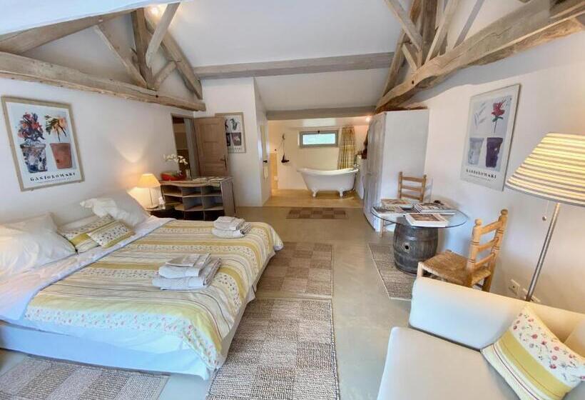 Номер Deluxe, Domaine De Treilles