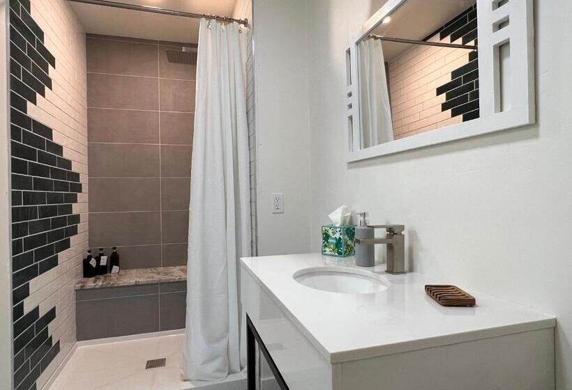 غرفة عائلية, Dolores Bike Hostel