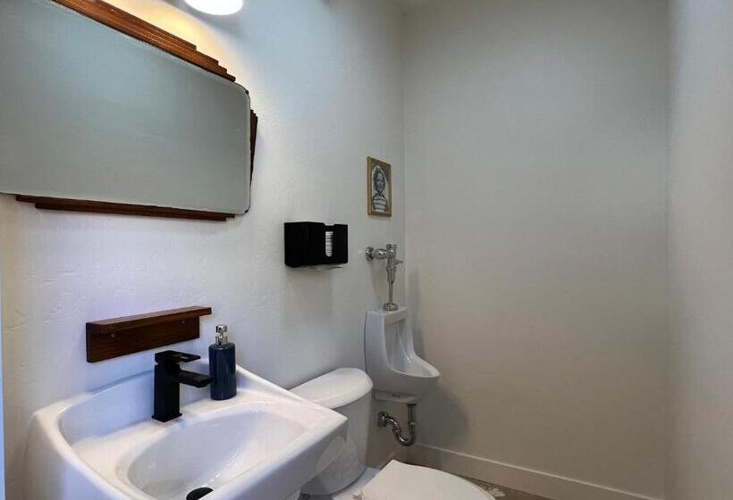 غرفة قياسية حمام مشترك, Dolores Bike Hostel