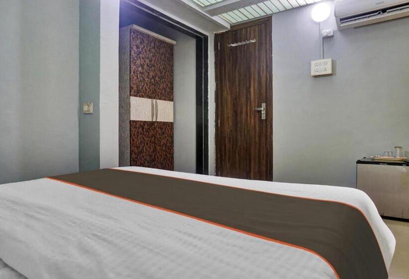 اتاق کلاسیک سه تخته, Fabexpress Baner Executive