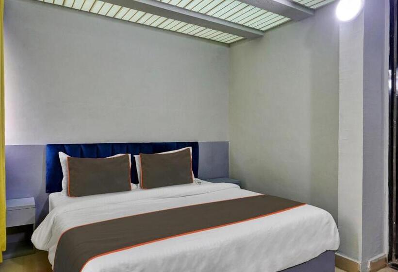 اتاق کلاسیک سه تخته, Fabexpress Baner Executive