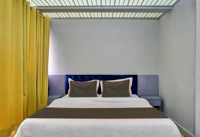 اتاق کلاسیک سه تخته, Fabexpress Baner Executive