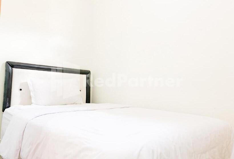 Номер Стандарт Индивидуальный, Oma Uti Syariah Mitra Reddoorz Near Stasiun Lempuyangan