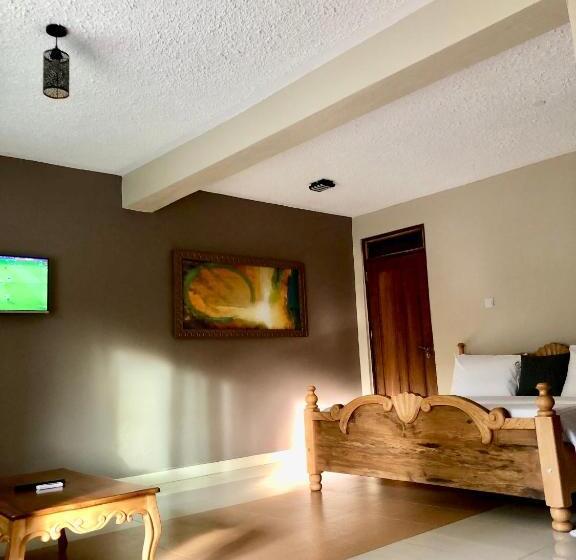 اتاق لوکس با بالکن و چشم‌انداز دریا, The Address Resort