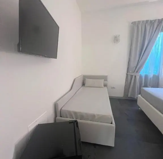 スタンダードトリプルルーム, Acquamarina Luxury Rooms