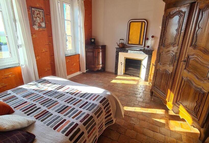 스탠다드 룸, Roulotte Confortable Avec Balcon En Bois, Climatisation Et Prêt De Vélos, Près Du Château De Sully