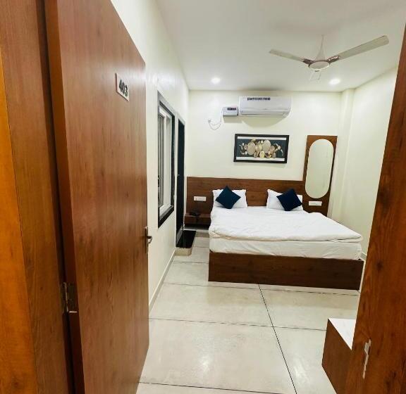 Quarto Estandar, Vrindavan Hotel And Restaurant