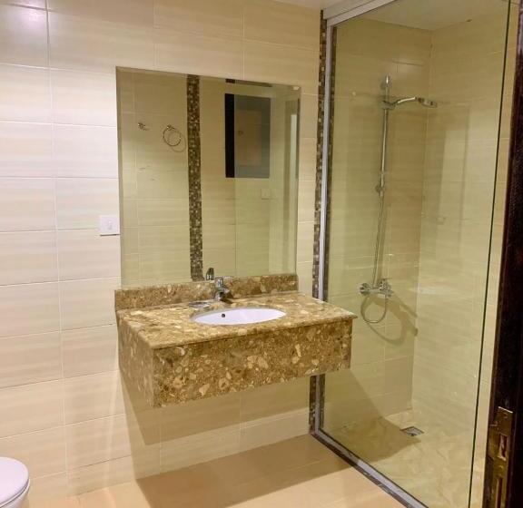 جناح, شقق الكوثر الفندقية