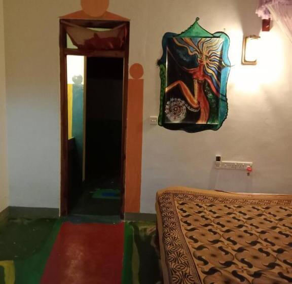 חדר סטנדרט, A Place Of True Colors