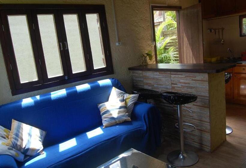 Pokój Rodzinny, Akira Residencial