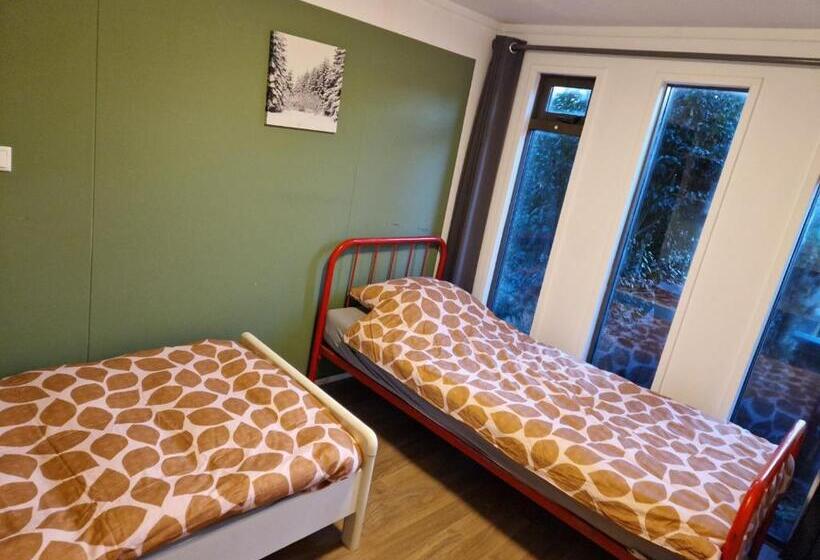 Четырехместный Номер Стандарт Вид на Сад, B&b Nature & U