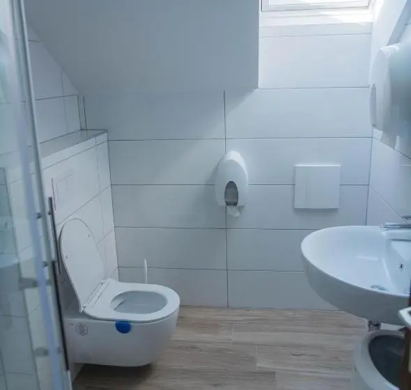 اتاق خانوادگی, Hostel Vaneča