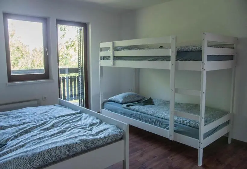 اتاق خانوادگی, Hostel Vaneča