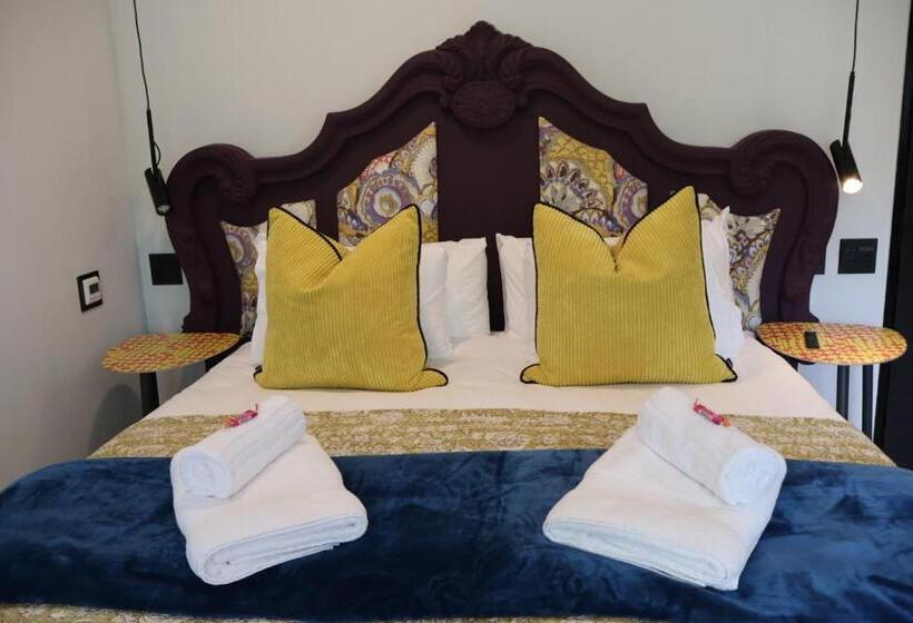 デラックスルーム, 360 Country