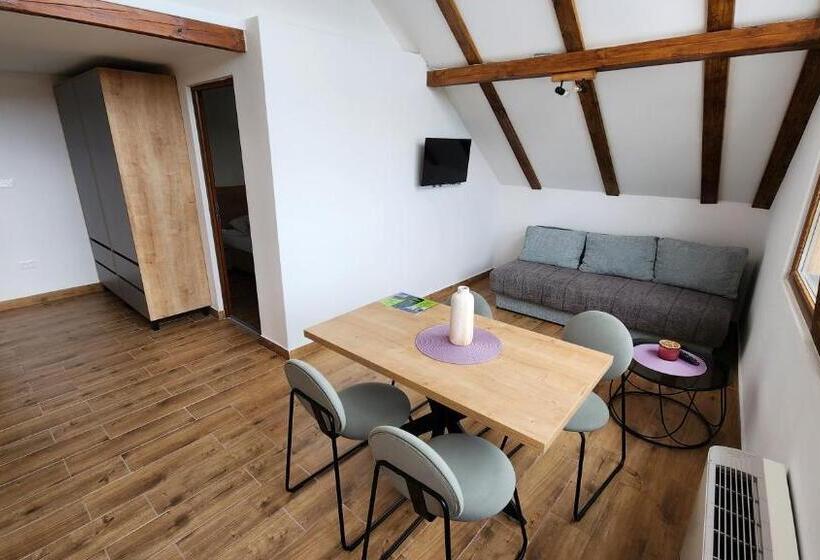 اتاق لوکس چهار تخته, Gore Dole