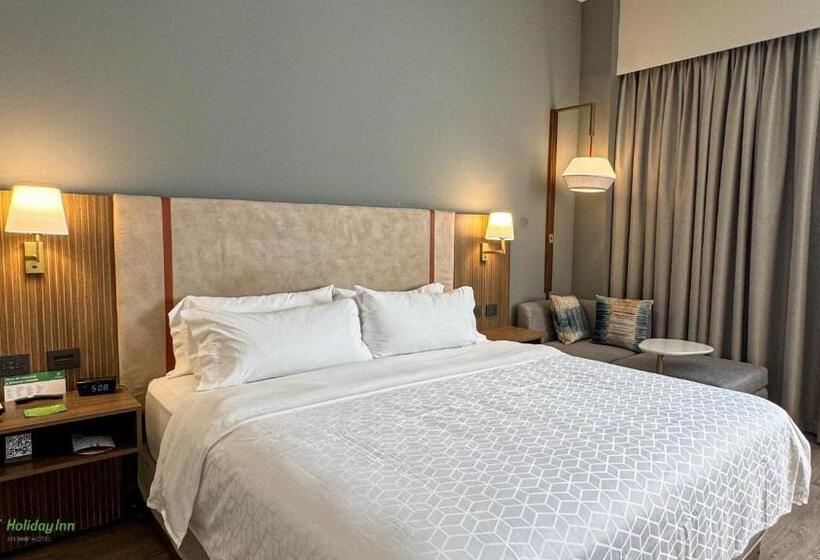 キングサイズベッドのスタンダードルーム, Holiday Inn Navojoa, An Ihg