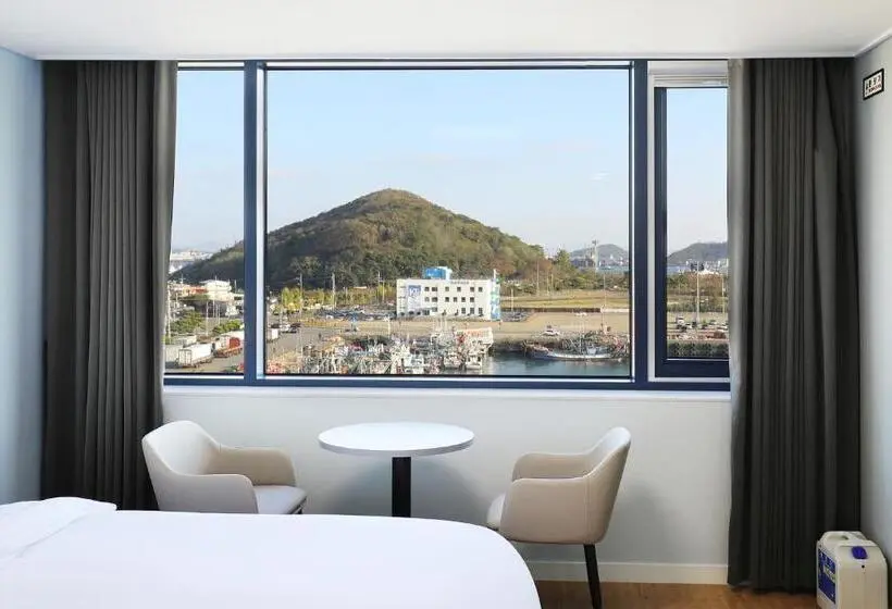 Deluxe Kolmen Hengen Huone, Mokpo Ocean