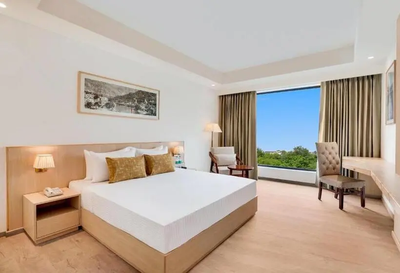 Superior-huone King-vuode, Lemon Tree Hotel, Haridwar