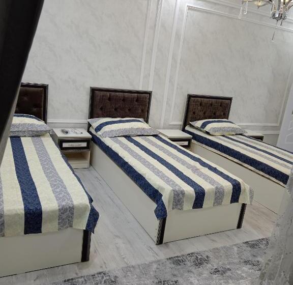 标准三人间, Abubakir Guests House