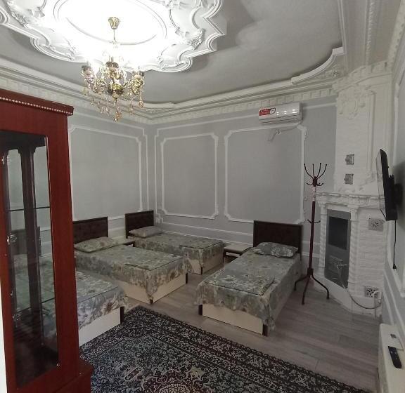 四人标准间, Abubakir Guests House