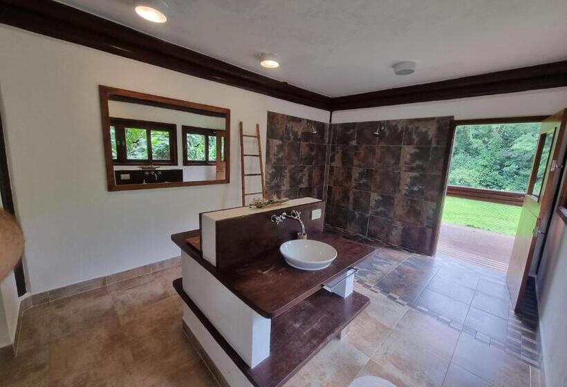 デラックスの4人部屋, Casa Céu Da Mata