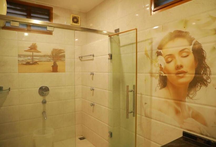 اتاق خانوادگی با چشم‌انداز کوه, Hill View Paradise   2bhk S & Rooms   A Golden Group Of Premium Home Stays   Tirupati