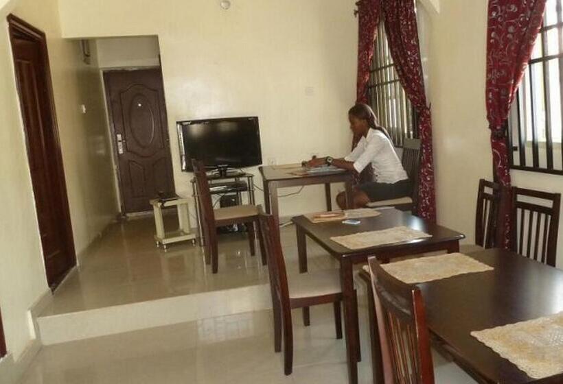 اتاق استاندارد چهار تخته, Room In Lodge Vision Serviced Apartments