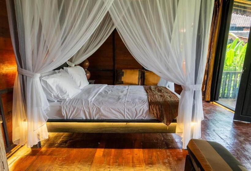 豪华洋房, Villa Lalupa Joglo