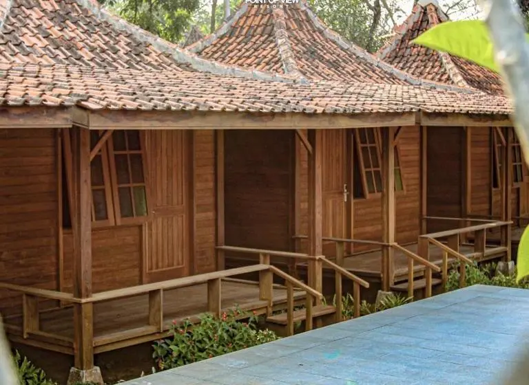 デラックスルーム, Point Of View Hotel & Resort Majalengka