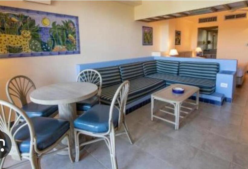 Deluxe Suite King Bed, Suite En Zuana