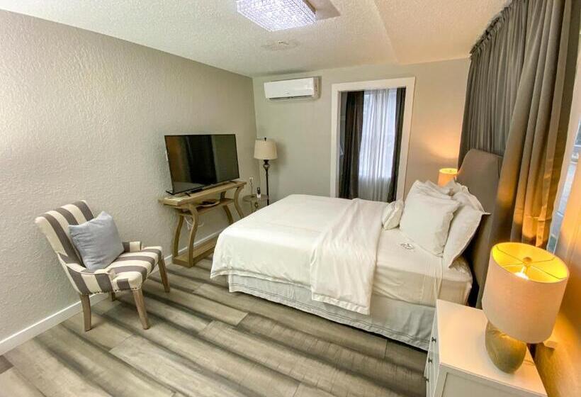 غرفة أساسية, Artisan Downtown