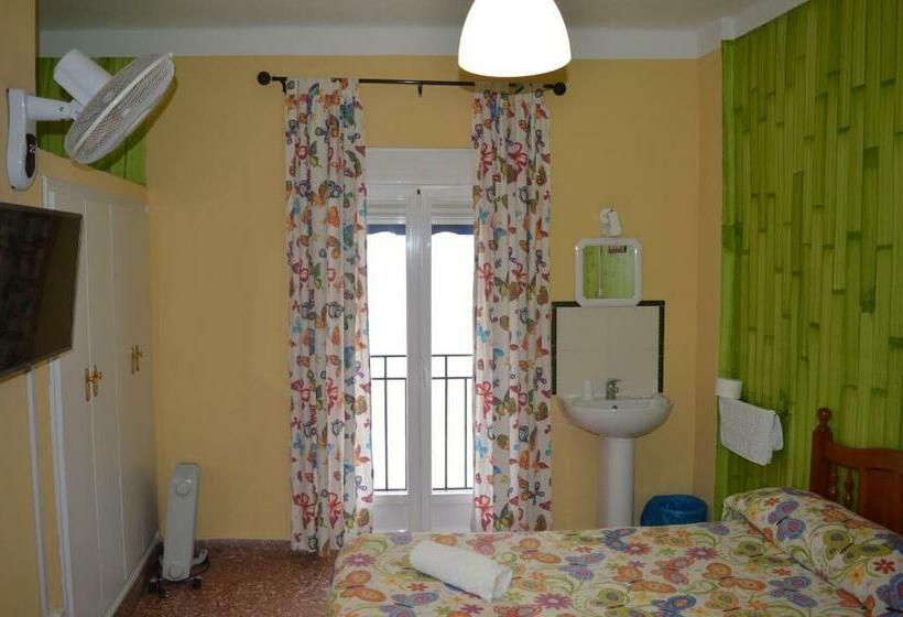 带共用浴室的标准房间, Doña Carmen