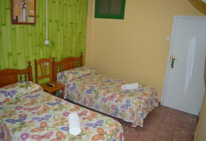 带共用浴室的标准房间, Doña Carmen