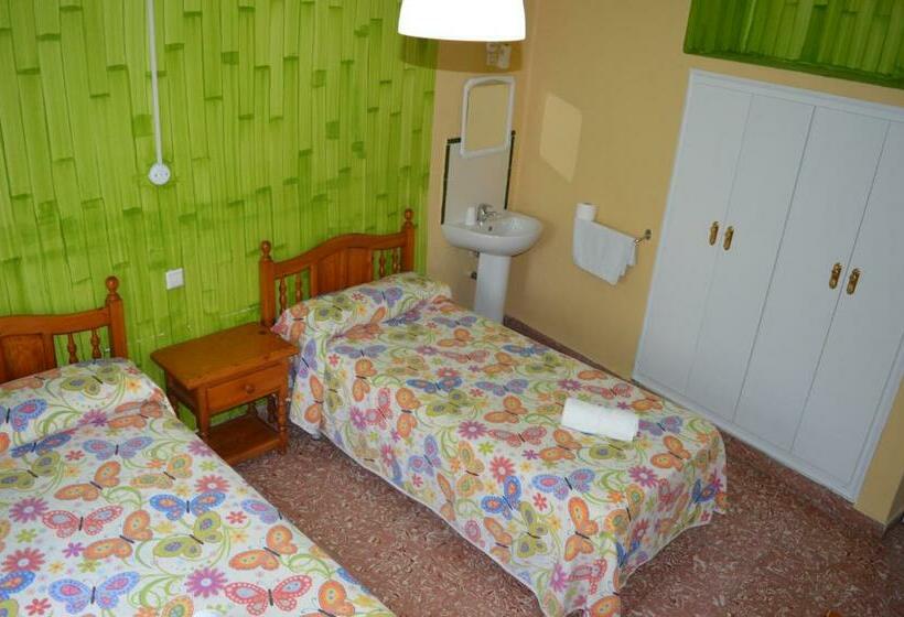 带共用浴室的标准房间, Doña Carmen