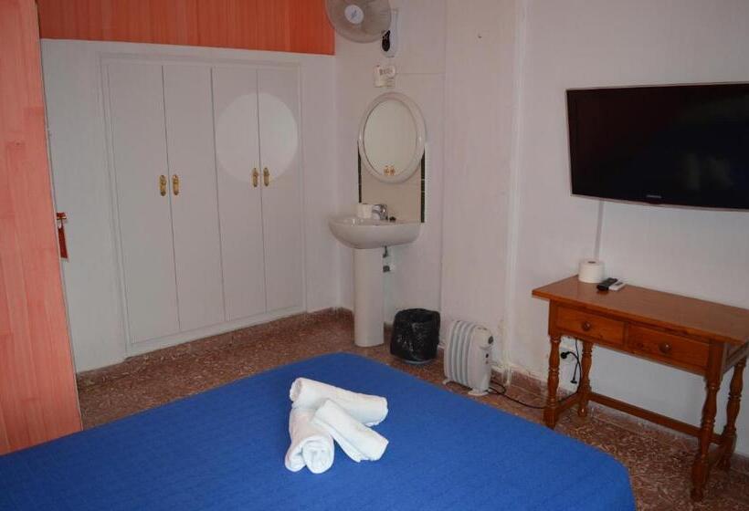 带共用浴室的标准房间, Doña Carmen