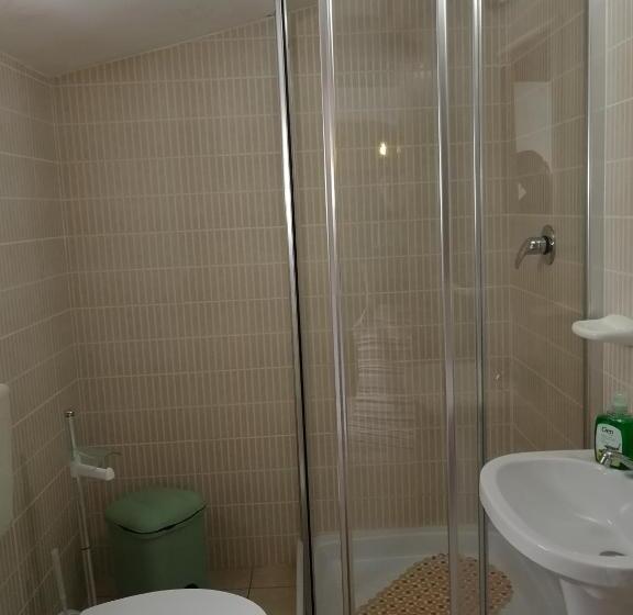 اتاق استاندارد, Lagos City Center Guest House & Hostel