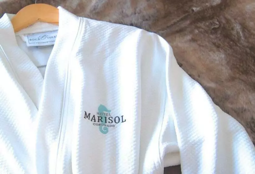 スタンダードルーム, Marisol Coronado