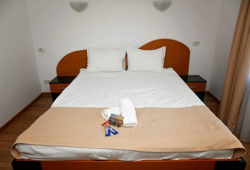 スタンダードルーム, Pension Delia Gardens