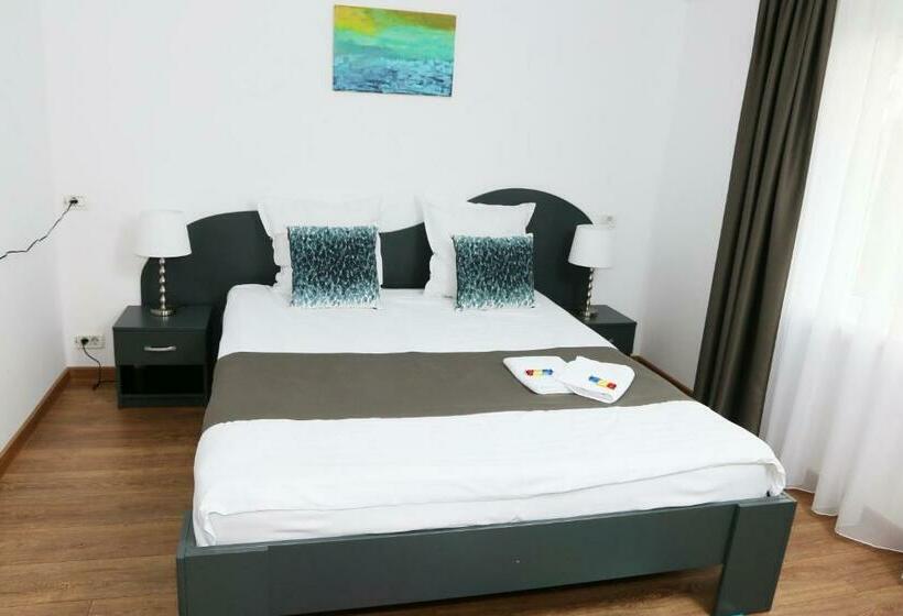 デラックスルーム, Pension Delia Gardens