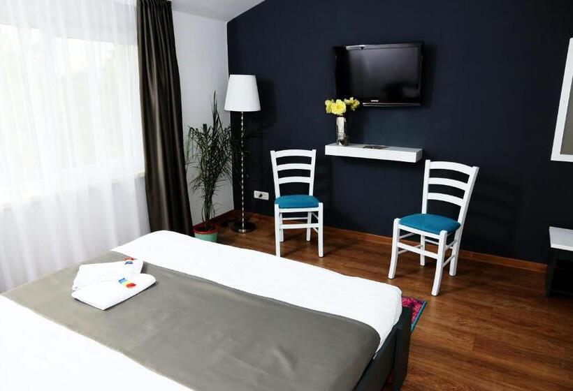 デラックスルーム, Pension Delia Gardens