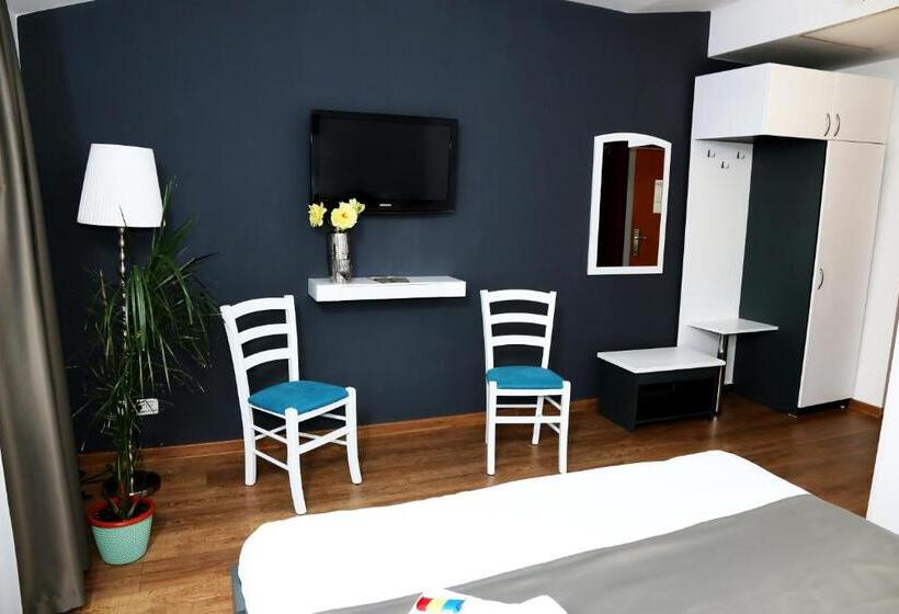 デラックスルーム, Pension Delia Gardens