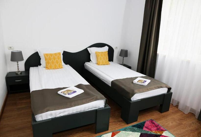 デラックスルーム, Pension Delia Gardens