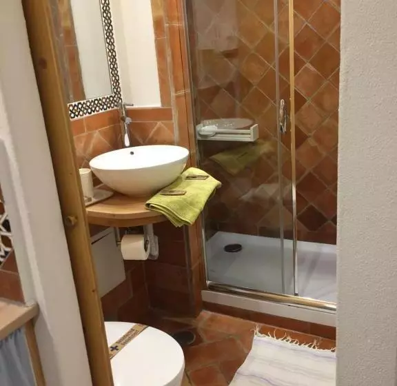 اتاق استاندارد سه نفره, Quinta Da Fornalha   Santuario Agroecologico