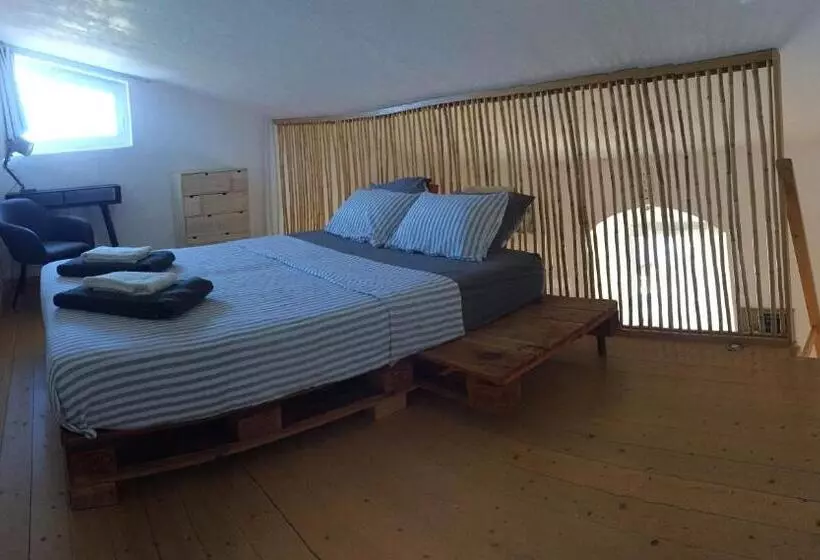 استودیوی استاندارد, Quinta Da Fornalha   Santuario Agroecologico